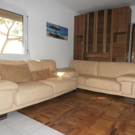 Appartamento Vrsi, Sunny House For 8